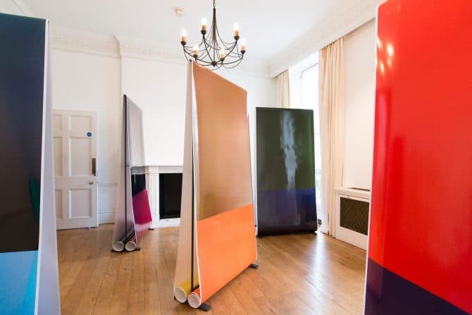 展示風景『Generated Images』（大和日英基金ジャパンハウスギャラリー、ロンドン、2016年）