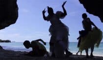 《JCDN国際ダンス・イン・レジデンス・エクスチェンジ・プロジェクトVOL.5 Nora Chipaumire in 沖縄》2015