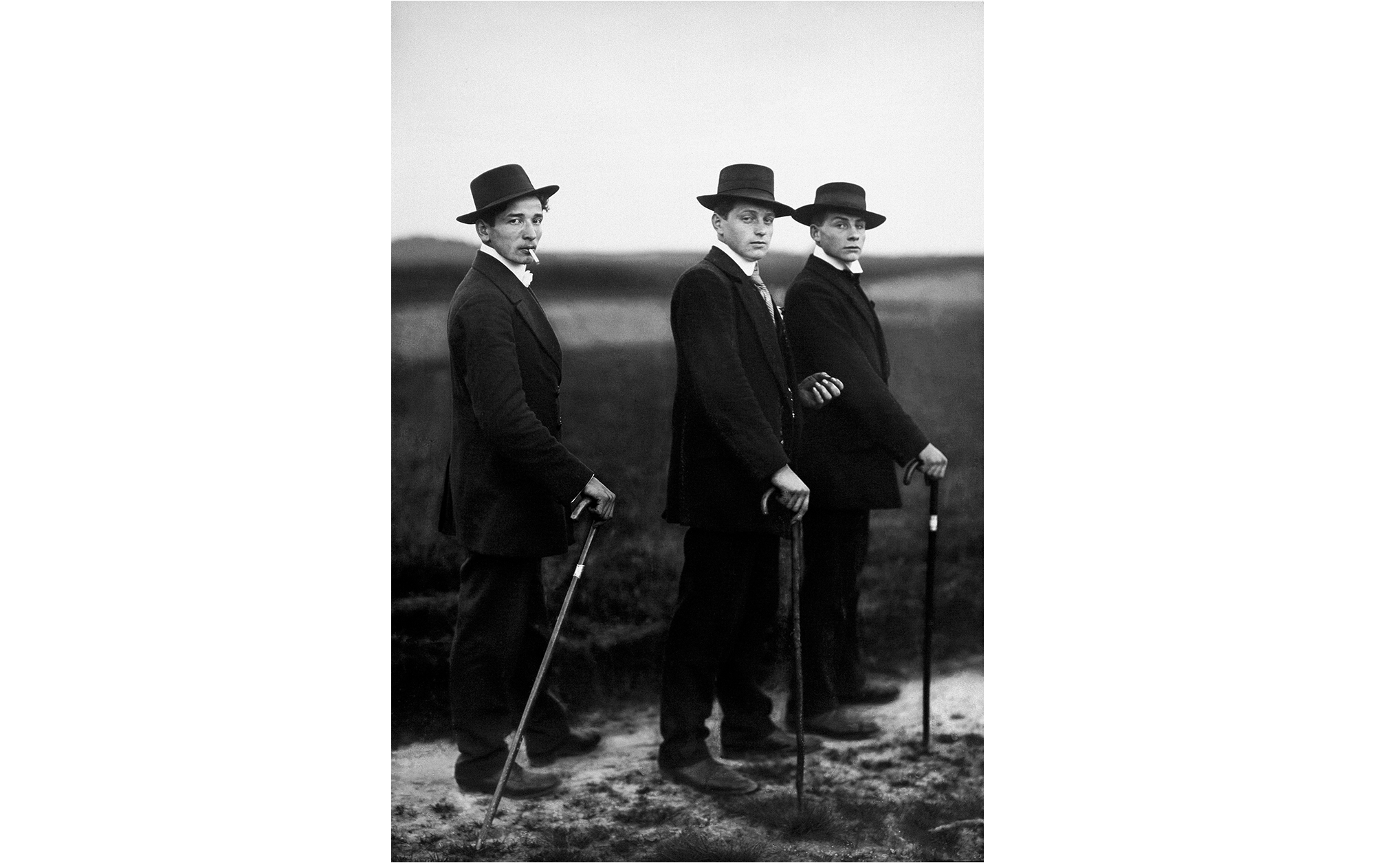 アウグスト・ザンダー「ポートレイトで世界を把握しようとした男」 | Young Farmers, 1914