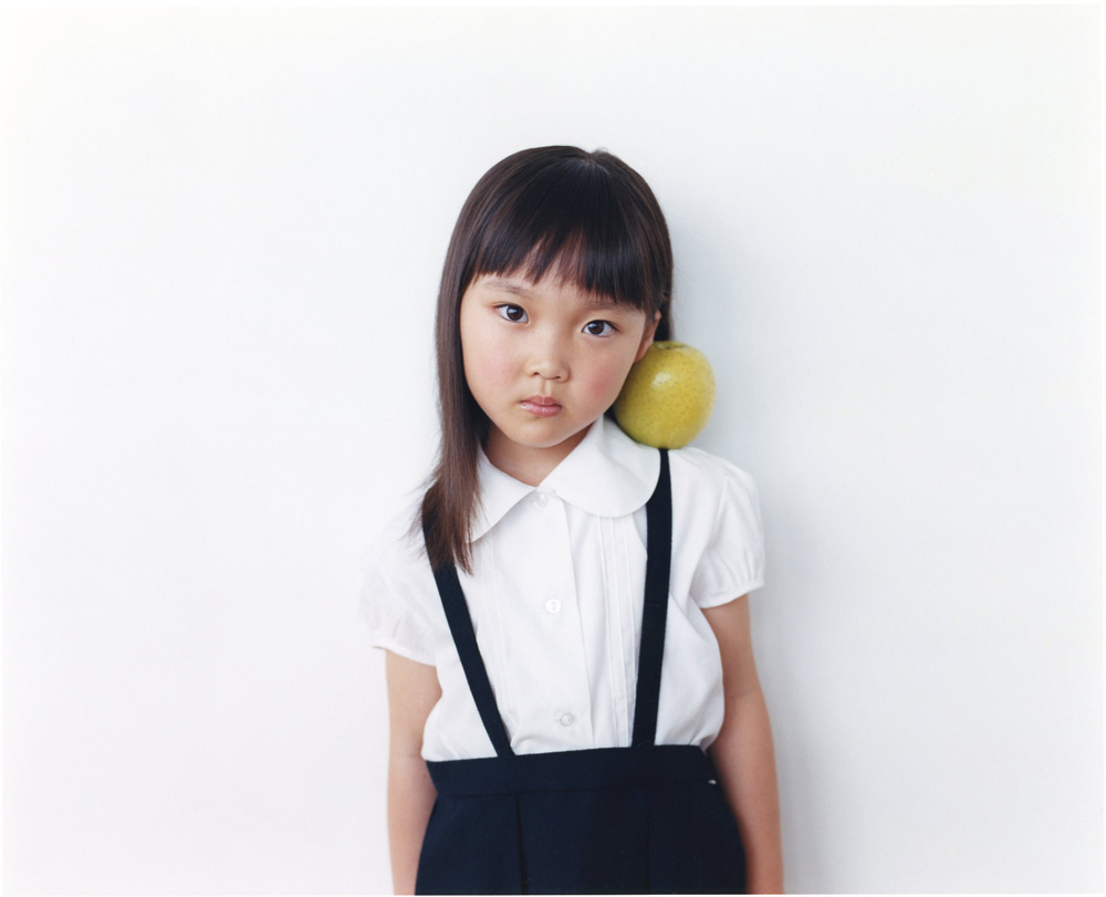 100 CHILDREN © Osamu Yokonami