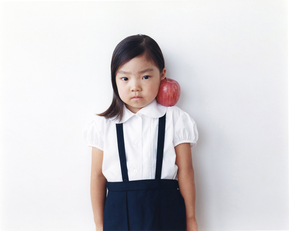 100 CHILDREN © Osamu Yokonami