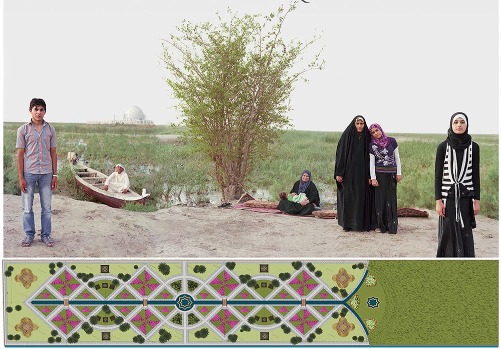 A New Adam And Eve In The Iraq Marshes (Near the Possible Historic Site of the Garden of Eden), 2011-2017　写真の下にあるのは、2022年にイラク南部、アルチバイシュに建設予定の「エデン・イン・イラク廃水庭園」計画図。