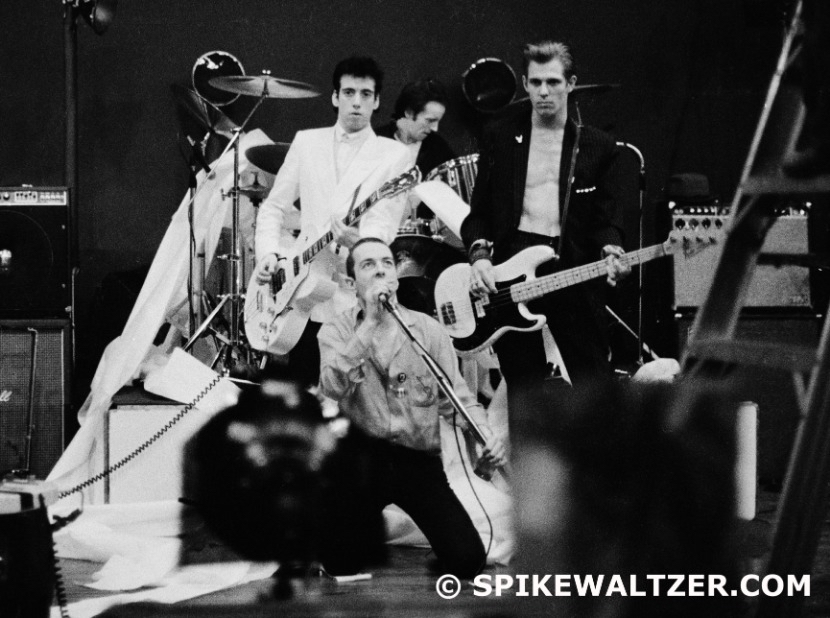 写真はパンクに参加するための手段だった——スパイク・ウォルツァーが記録した1970年代L.A.の熱狂 | 6575294F-26E0-408A-8FFF-DB4B5E945A63